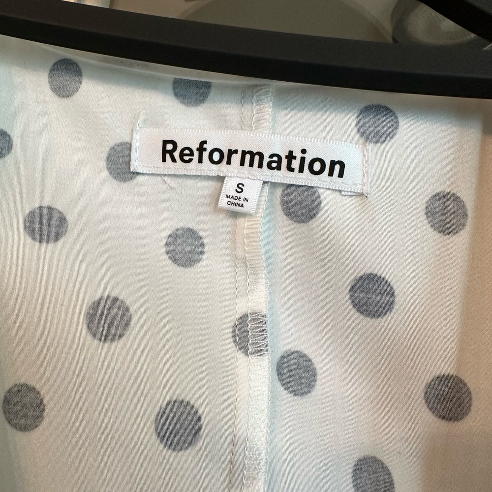 Reformation Hilltop wrap dress black/white dot NWT - Picture 5 of 6